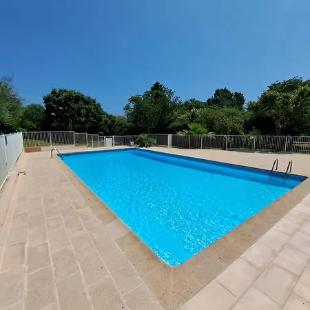 La Louisiane 2 Pieces Rez-de-jardin Piscine Appartement